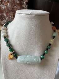 緬甸A玉九眼天珠配滿綠圓珠襯蜜蠟小葉黑曜石南紅設計款鎖骨頸鍊