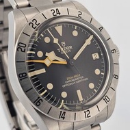 Tudor Black Bay Pro M79470-0001