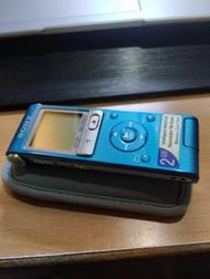 索尼錄音筆，ICD-UX512F數碼錄音筆，智能降噪，機身2G內存，可擴展內存卡，FM收音及錄音功能