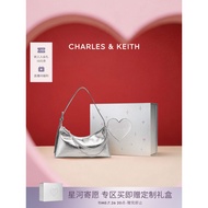 [Tanabata Gift] CHARLES & KEITH Bag Shop Exclusive CK2-40782472Pleated Chain Underarm hobo