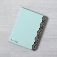客製加名保護殼禮物粉藍花邊蕾絲筆槽翻蓋式Ipad10代 Air 6 2024