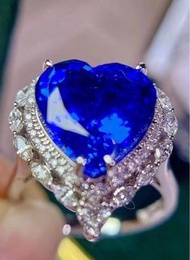 新品nice💙👑！ 6.30ct Tanzanite Ring & Pendant！ 超靚色5A 6.30ct心型坦桑石💙！皇家藍色tone！ 副鑽82份！玻璃體極好火彩！18K金材質！ 包Guild