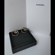 Chanel 淡金大C水鑽雙C耳環