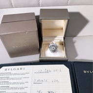 Bvlgari寶格麗 鑲鑽白金盾牌戒指，56號，非常有設計感的一款戒指，配件∶盒子 保卡，2013年購入，老款沒編碼