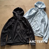 外國預訂 2色選 Arcteryx 户外機能防水面料 薄款連帽風褸外套