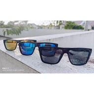 Speck Mata Hitam | Black Sunglasses | Men Shades |