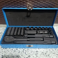 19Pcs. 3/8 Drive Socket Set 12Point flyman