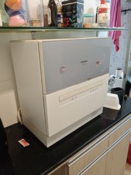 Panasonic 嵌入式洗碗機