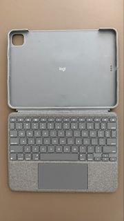 Logitech Combo Touch 保護殼 for iPad Pro 11-inch (1st, 2nd, 3rd, 4th gen - 2018, 2020, 2021, 2022)