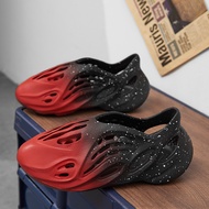 SOCRS รองเท้าแตะขนาดใหญ่ของผู้ชายแฟชั่นรองเท้านักเรียนรองเท้านุ่มไม่ลื่นระบายอากาศได้46 47