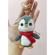 Penquin amigurumiKeychain penquin knitted/