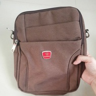 Elgini Slingbag