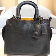 AUTHENTIC COACH ROGUE 25 1941 SATCHEL