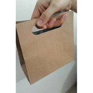 Paper bag 18x18x9 cm ecofriendly / recycle paper (contains 12 bags)