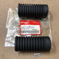 HONDA EX5 DREAM RUBBER FRONT STEPBAR ORIGINAL OLD STOCK