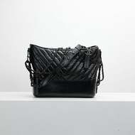 二手Chanel so black山形紋流浪包