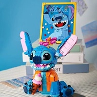 Compatible with Lego 43249 Disney Series Stitch Big-Eyed Boy Assembled Building Block Boy Toy Gift O