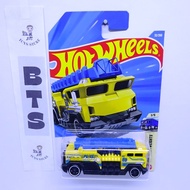 Hot Wheels 5 Alarm Yellow