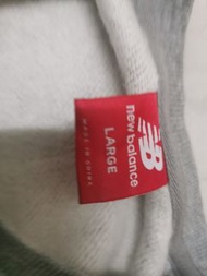 New Balance 灰色連帽外套