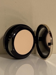 Estee Lauder Double Wear Stay-In-Place Powder Makeup, 1N1 Ivory Nude, .42 Ounce Estee Lauder Double 