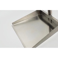 Stainless steel dustpan, 304 stainless steel dustpan, size 30x30