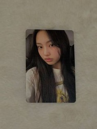 NewJeans - NewJeans album Hyein photocard