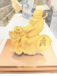 恆生銀行金龍擺設