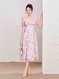 Đầm thiết kế cổ vuông tay bồng cách điệu họa tiết hoa chất tơ YOONA -EH10X577