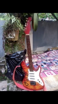 Gitar listrik yamaha second