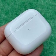 正版apple  airpods  3 代充電盒  ，only  充電盒 ，包順豐