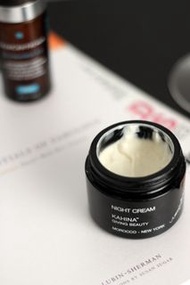 章小蕙Kahina 精雕塑顏面霜 緊致抗老 抗氧化保濕50ml 抗初老面霜 Kahina Giving Beauty Face Cream