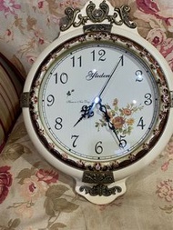 Yteden 歐式古典華麗掛鐘 clock