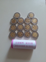 香港:洋紫荊:(10元硬幣):加一卷10元硬幣:20個:不知道年份:(1994年10個):1995年3個:(1996年1個):可散買一卷10元硬幣:20個:共34個