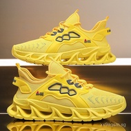 Large Size Ultra-Light Jiangjin Craft Summer New Men's Shoes Flyknit Men's Shoes