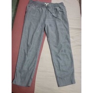 กางเกง  H&M  แท้ มือสอง รุ่นนี้ฟรีไซต์ แม่ค้าไซต์ 2  xl  ใส่ได้สบาย