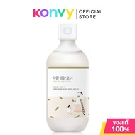 Round Lab Soybean Nourishing Toner 300ml ราวด์ แล็บ โทนเนอร์ถั่วเหลืองดำ