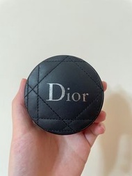 Dior 限量氣墊粉餅殼