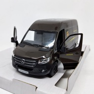 Kinsmart Marcedes Benz Sprinter UPS
