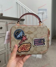 Coach蔻馳女士Disney迪士尼限量合作款，粉色在逃公主盒子包  Size18.14.6Coach 蔻馳