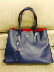 義大利帶回Prada Double Bag 全羊皮手提包 軍藍 BR5070 全新 ～新款廣告主打色（附購證）