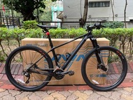 多謝客人支持 ! 又順利交收一部 17吋 黑色 2022 新款 JAVA VETTA 30S 27.5吋 碳纖 山地車 