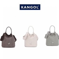 【韓國預訂】Kangol 絨布刺繡Logo 手拎斜揹水桶包 3色經典配色