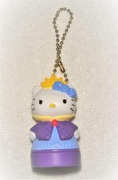 7-11 Hello Kitty 夢幻變裝吊飾印章....壞皇后