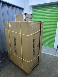 現貨 Queen studios T-800