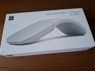 全新 Microsoft Surface Arc mouse 滑鼠