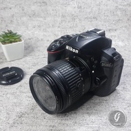 Kamera DSLR Nikon D5300 Lensa Kit AF-P 18-55mm