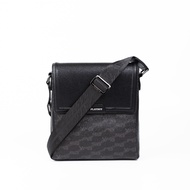 PLAYBOYรุ่นString Bag กระเป๋าสะพายข้างผู้ชาย รหัส ST-B252PBM311-BK ดีไซน์ทรงเเมสเซนเจอร์ลวดลายโลโก้