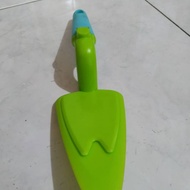 Spade Server Cake/2-Tier Cake Cutter/Color Sprinkler/Multifunctional Sprinkler/Pizza Cutter/ Food Gr