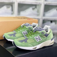 New Balance 991 sneakers, green, wide, modern style, comfortable to wear, suitable for daily use.