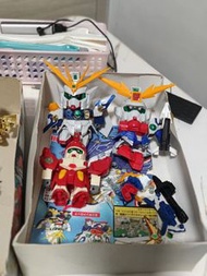 售 W高達，Z高達，神高達，加其他  BB Gundam Wing Gundam, ZZ Gundam 加 Rx-78 Gundam  G Gundam version display Bandai 